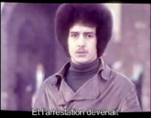 Photogramme de "Wanted", extrait de De quelques événements sans signification, Mustafa Derkaoui, 1974 : le protagoniste peu avant son arrestation pour tentative de meurtre.